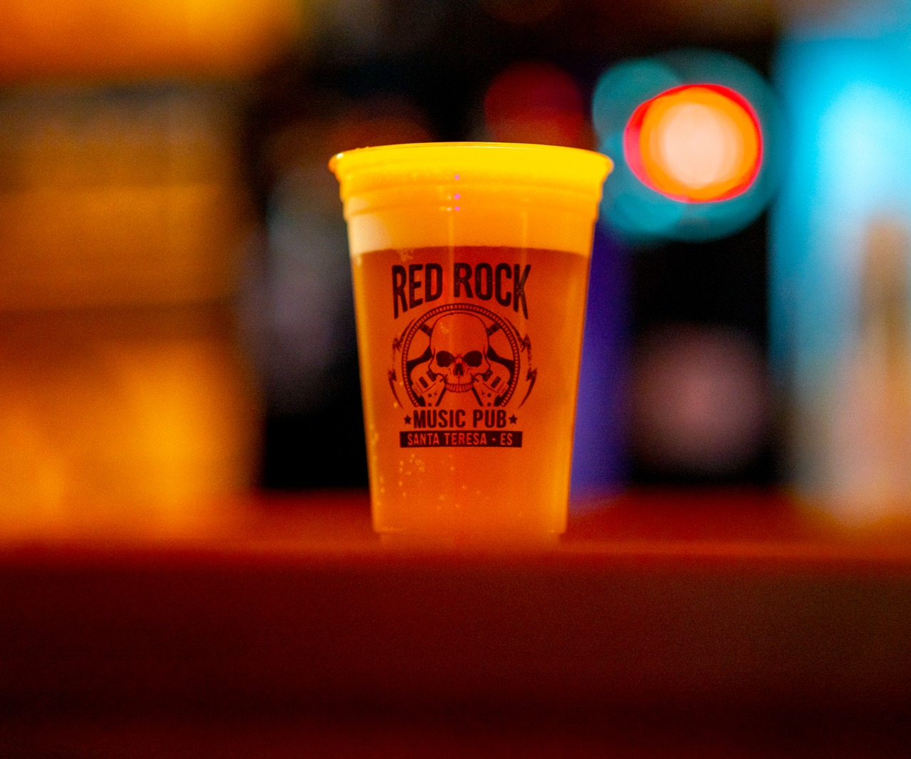 RED ROCK MUSIC PUB